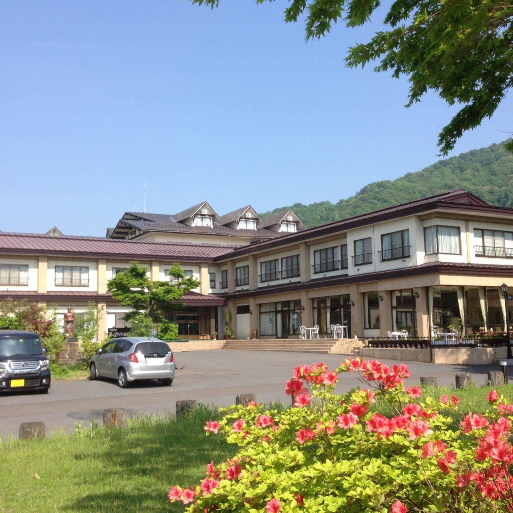 Towadako Lakeside Hotel Exterior photo